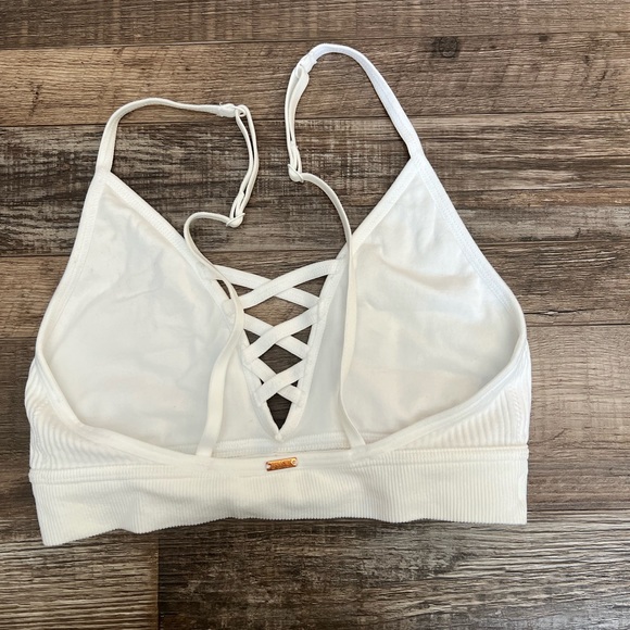 NWT VS Pink Bralette - Picture 2 of 6